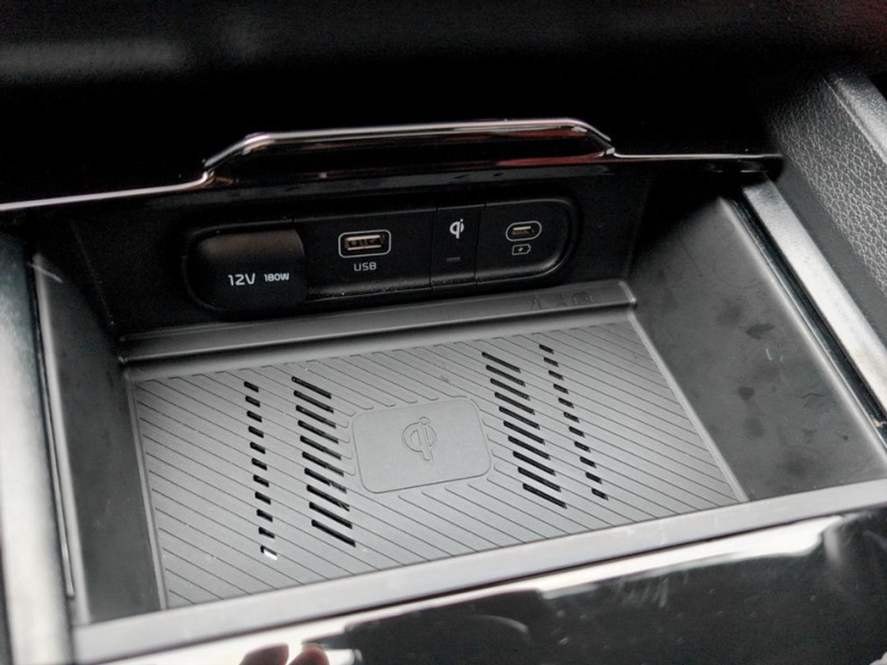 2025 Kia Sportage Plug-In Hybrid SX  **CLEAN CARFAX** Photo