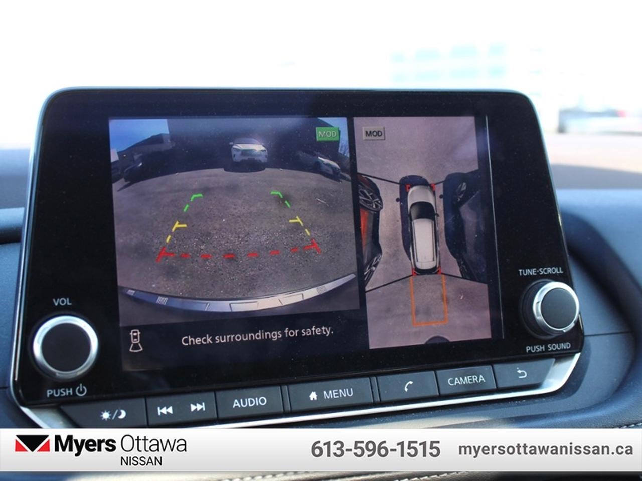 2022 Nissan Sentra SR Photo