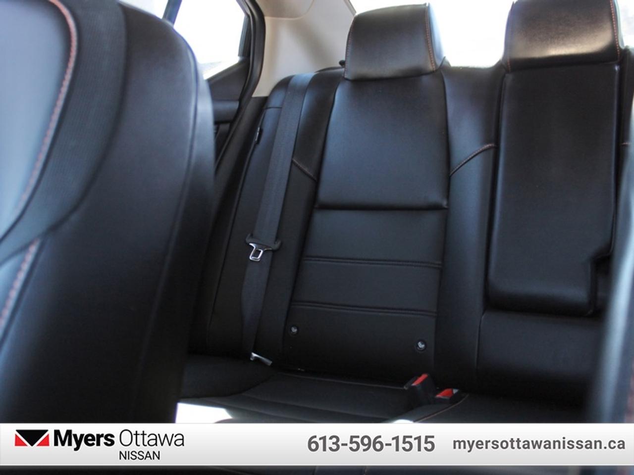 2022 Nissan Sentra SR Photo