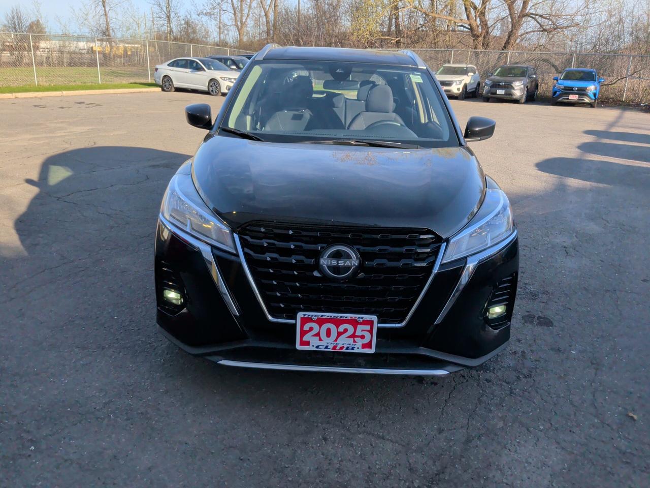 2025 Nissan Kicks Play SV Photo