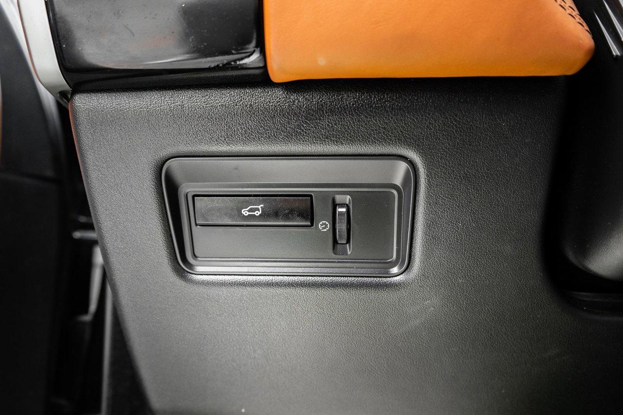 2015 Land Rover Range Rover SPORT SUPERCHARGED Photo