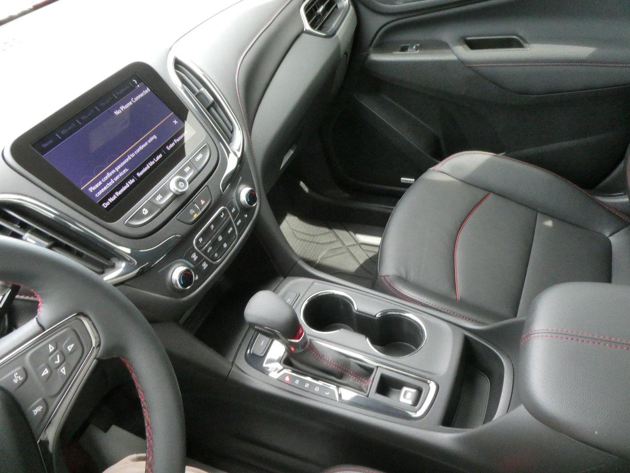 2024 Chevrolet Equinox RS | Heated Seats | Backup Cam | Leather | Photo