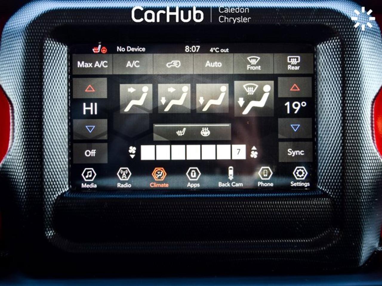 2018 Jeep Wrangler Unlimited Rubicon Dual Top Blind Spot Heated front Seats Photo