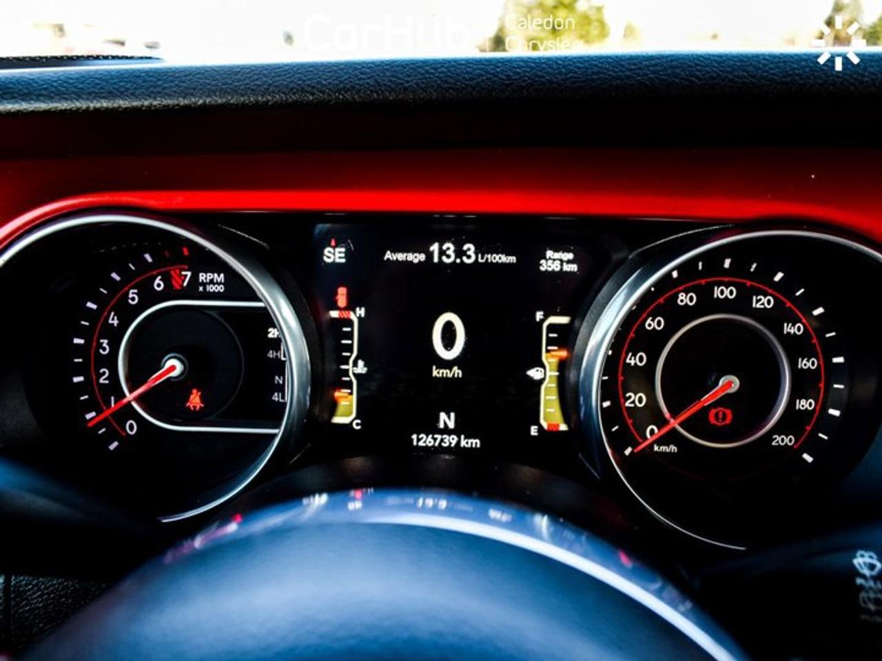 2018 Jeep Wrangler Unlimited Rubicon Dual Top Blind Spot Heated front Seats Photo