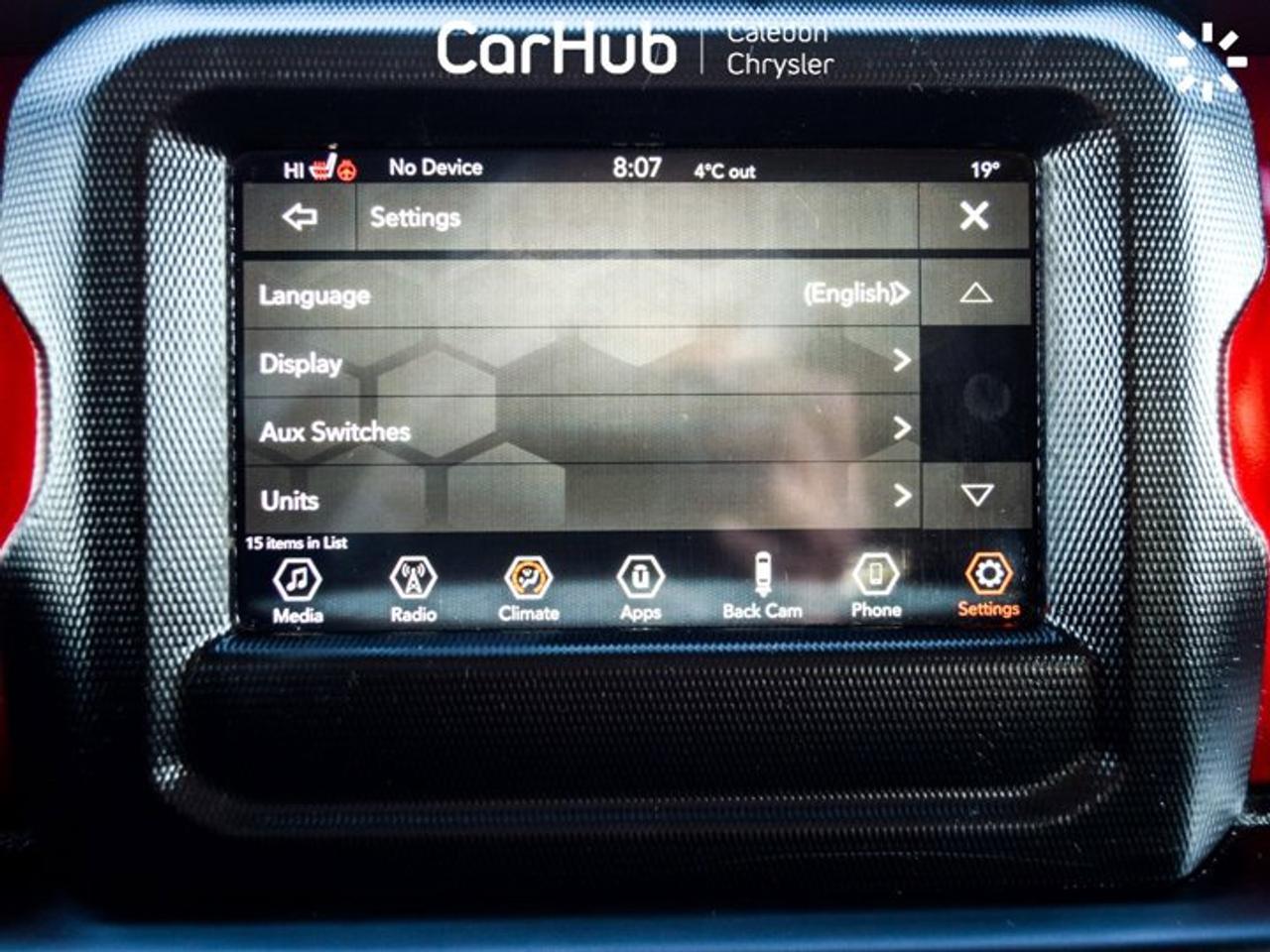 2018 Jeep Wrangler Unlimited Rubicon Dual Top Blind Spot Heated front Seats Photo