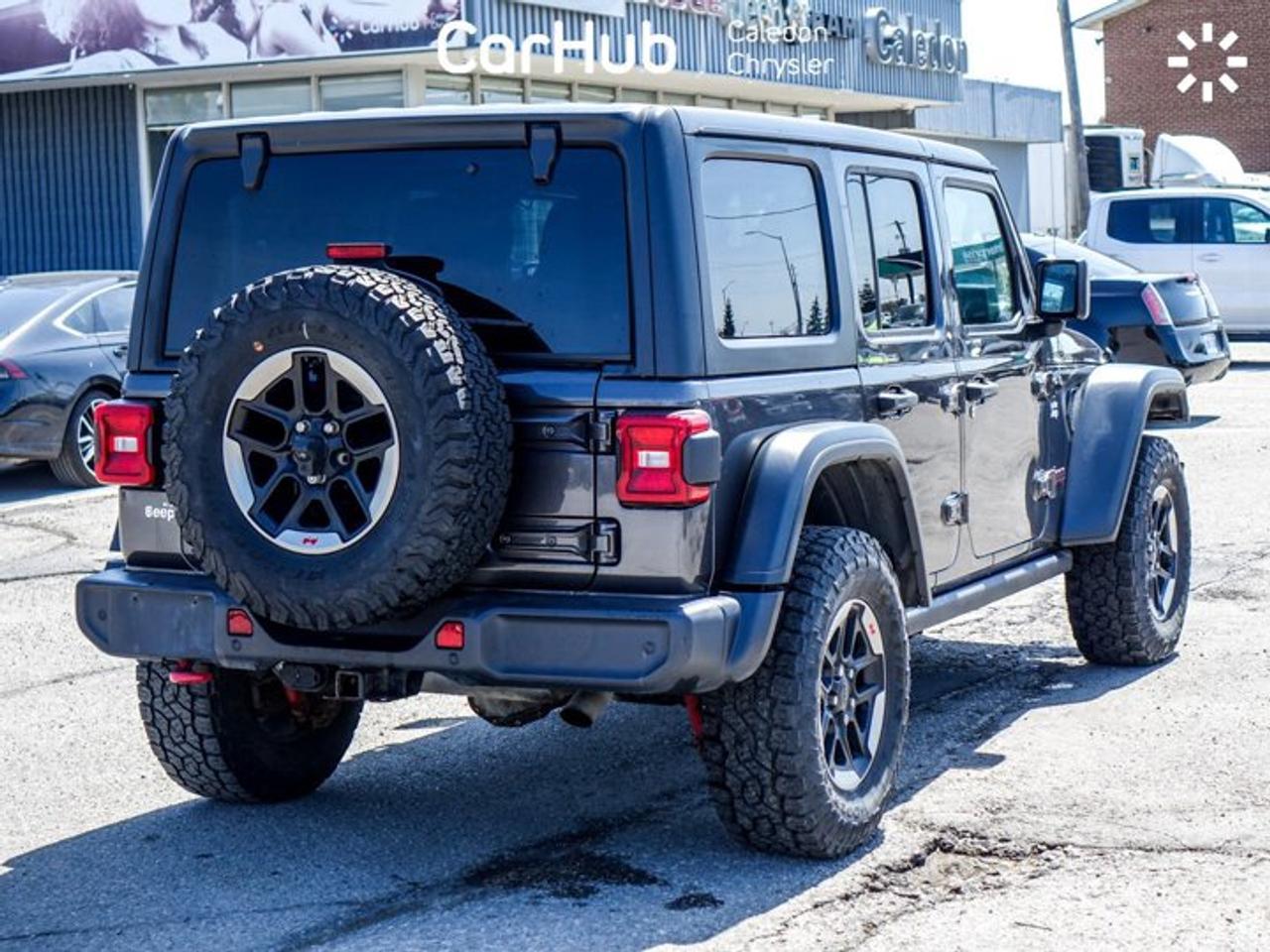 2018 Jeep Wrangler Unlimited Rubicon Dual Top Blind Spot Heated front Seats Photo