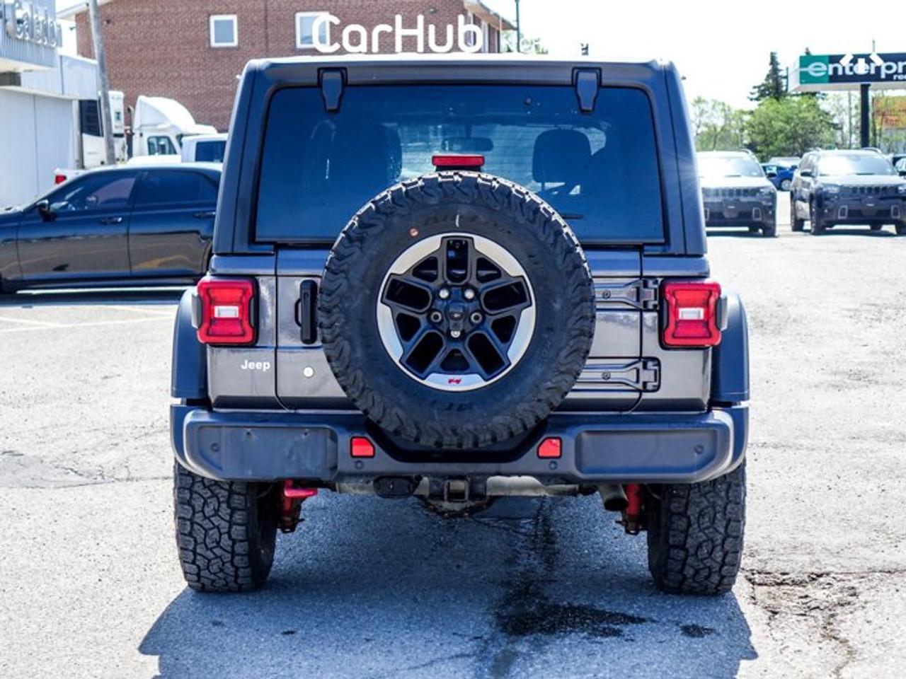2018 Jeep Wrangler Unlimited Rubicon Dual Top Blind Spot Heated front Seats Photo
