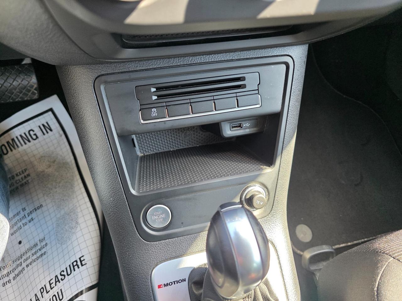 2016 Volkswagen Tiguan S Photo