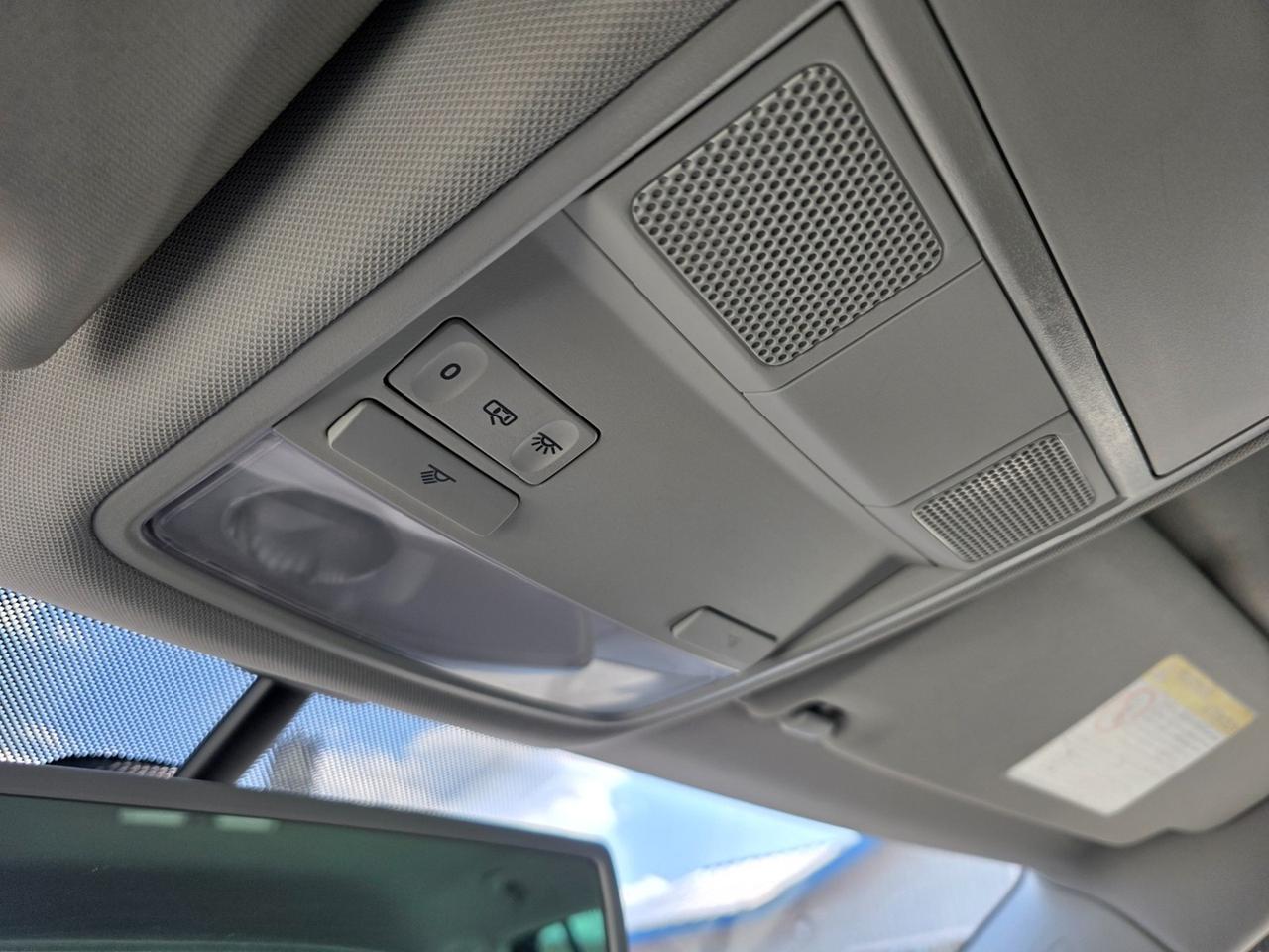 2016 Volkswagen Tiguan S Photo