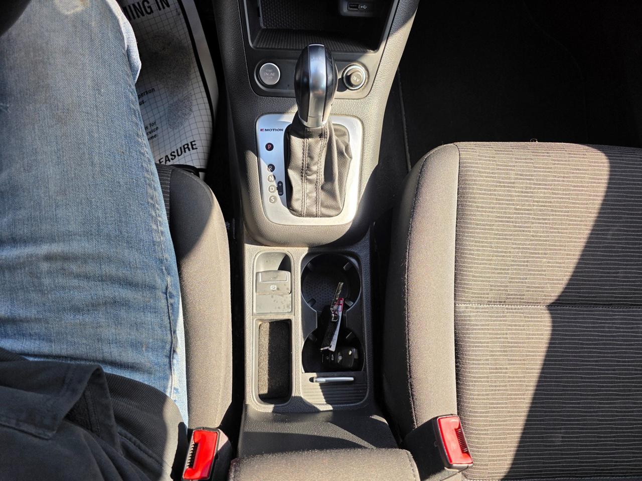 2016 Volkswagen Tiguan S Photo