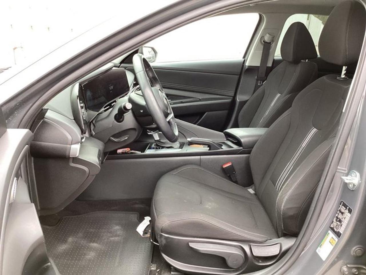 2024 Hyundai Elantra Preferred | One Owner | No Accidents | Heated Steering Photo
