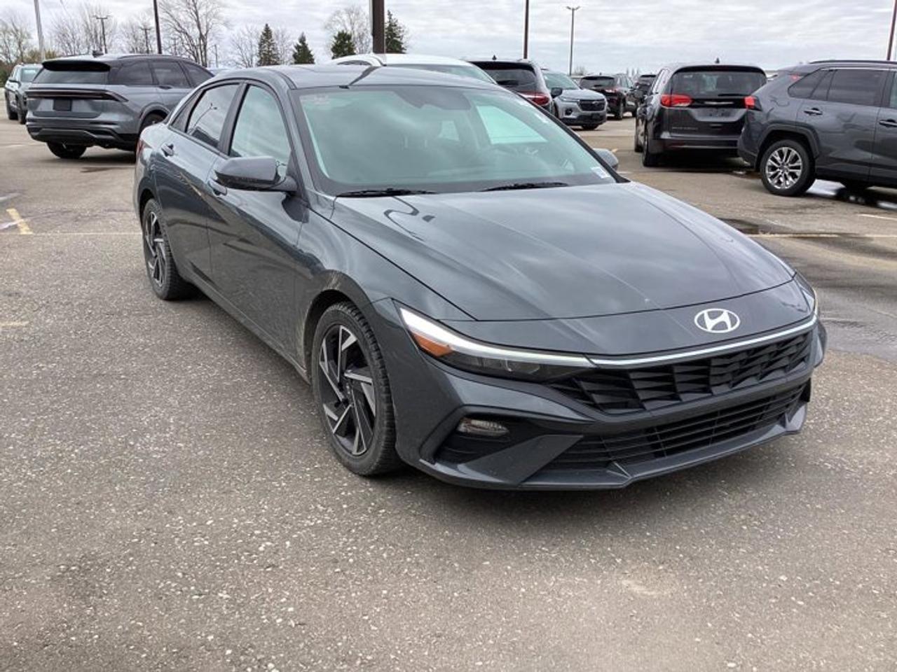 2024 Hyundai Elantra Preferred | One Owner | No Accidents | Heated Steering Photo3