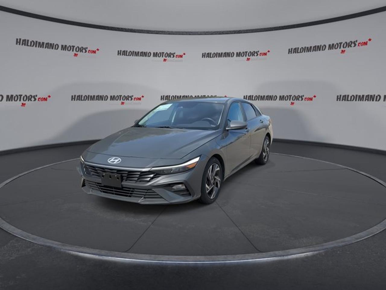 2024 Hyundai Elantra Preferred | One Owner | No Accidents | Heated Steering Photo3