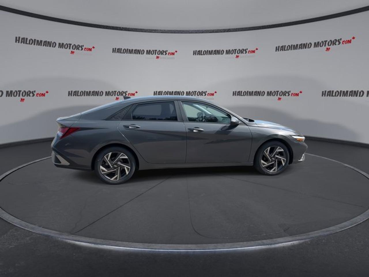 2024 Hyundai Elantra Preferred | One Owner | No Accidents | Heated Steering Photo