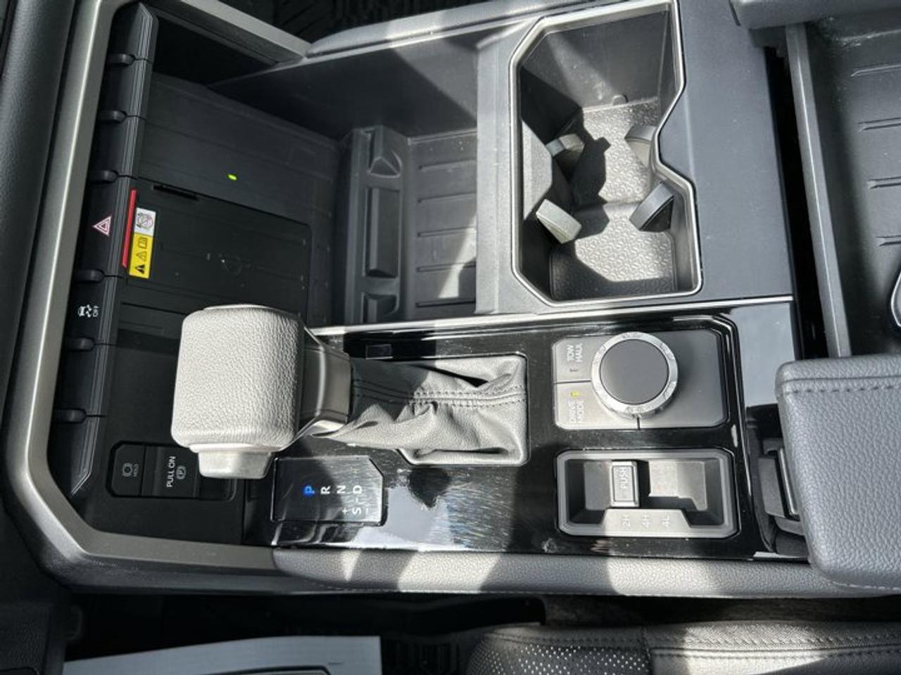 2023 Toyota Tundra Limited Crewmax 5.5' 4x4 | Leather Seats Photo