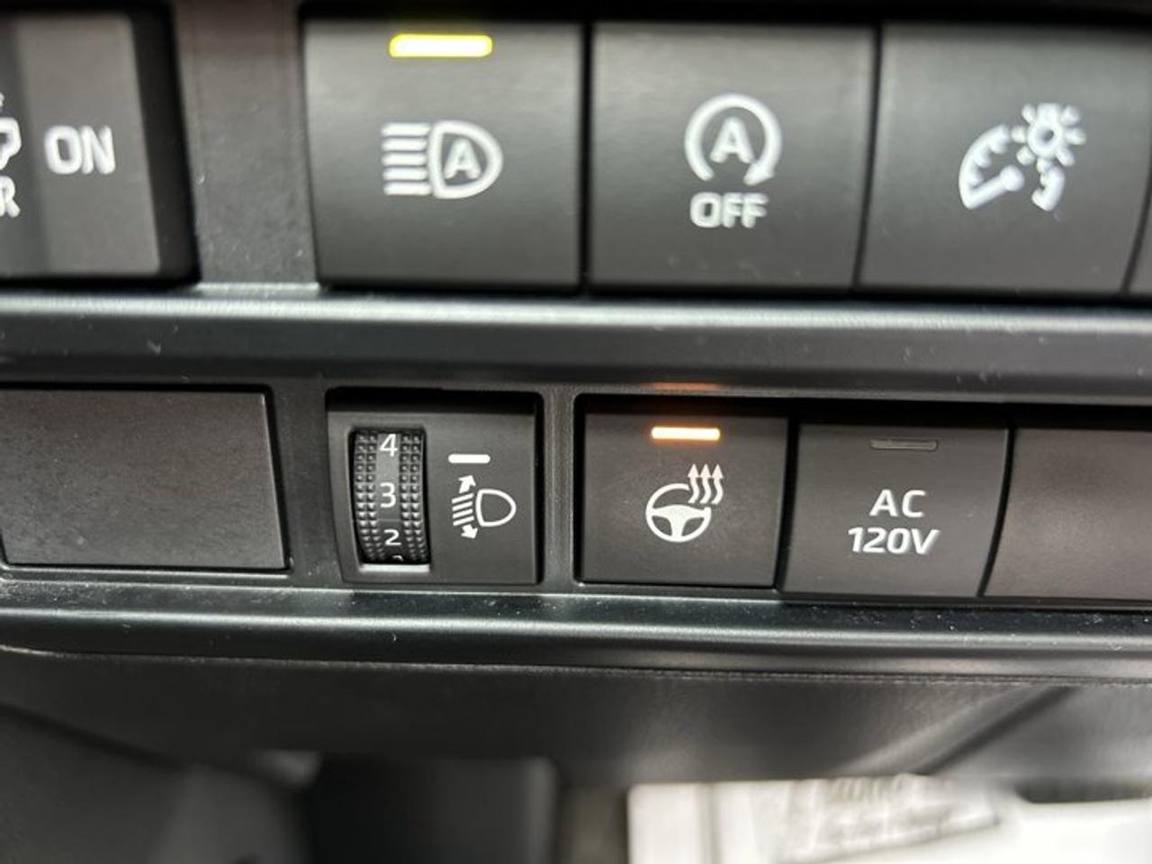 2023 Toyota Tundra Limited Crewmax 5.5' 4x4 | Leather Seats Photo