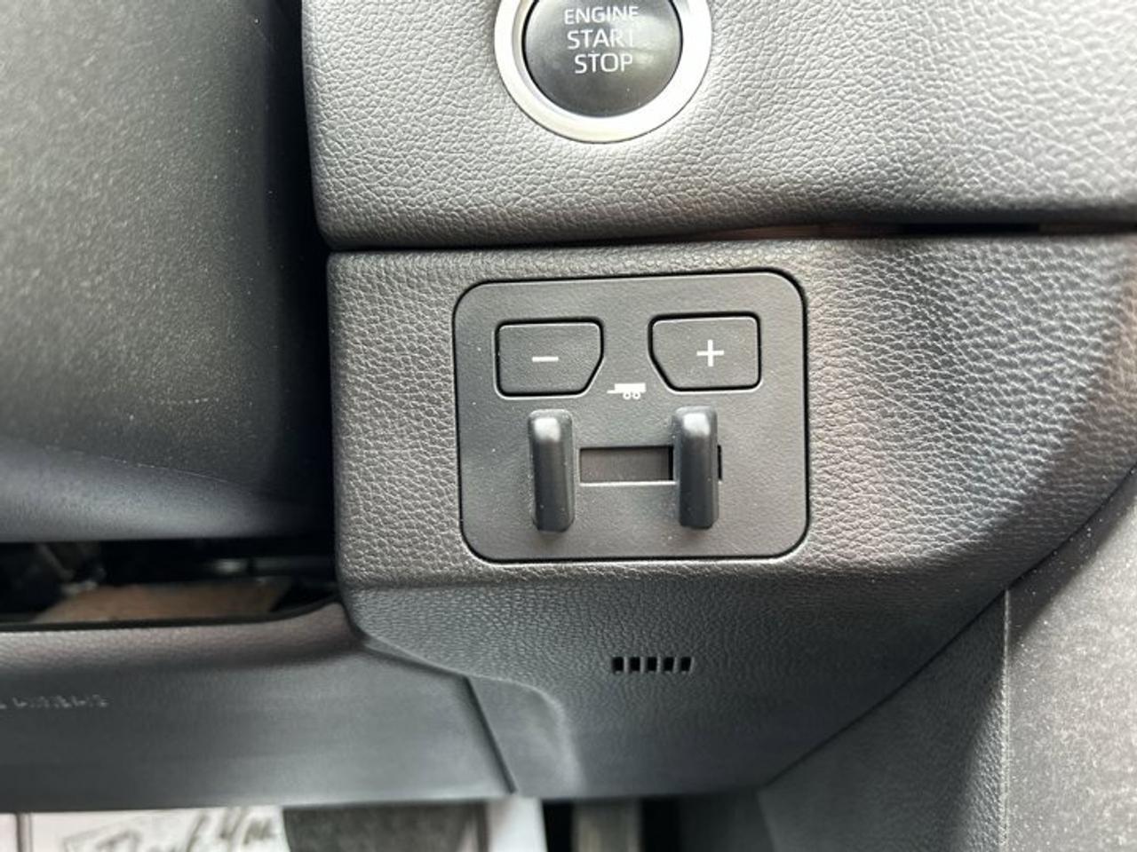 2023 Toyota Tundra Limited Crewmax 5.5' 4x4 | Leather Seats Photo