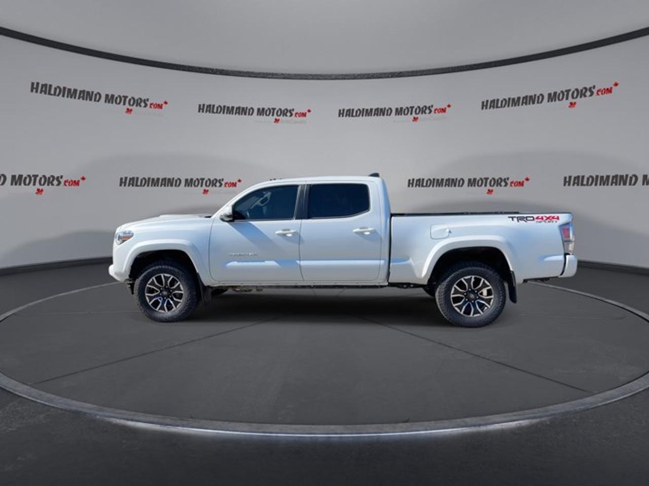 2023 Toyota Tacoma TRD Sport Double Cab 6' Bed 4x4 | Leather Seats Photo