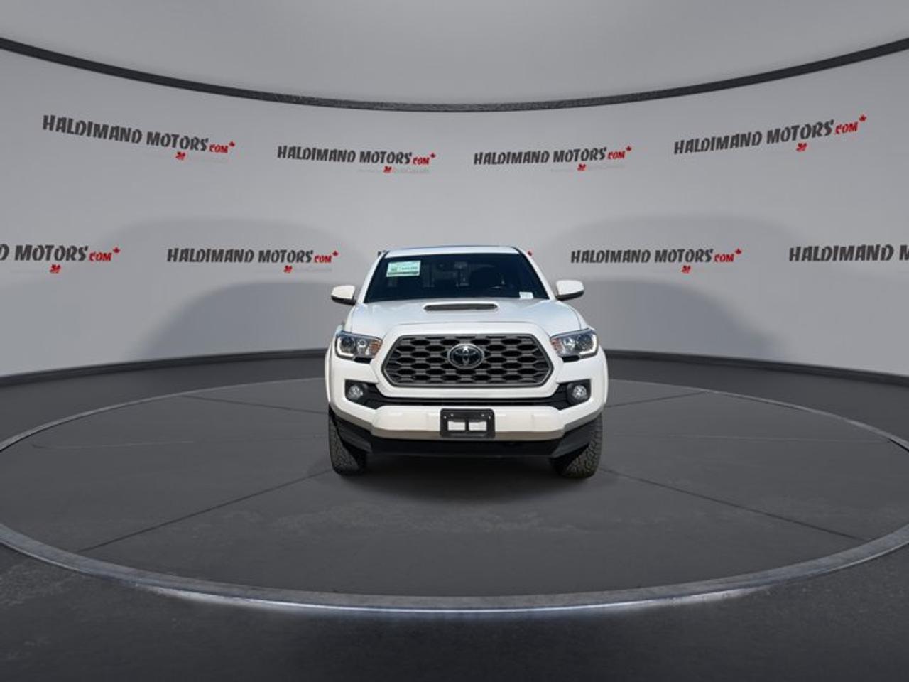 2023 Toyota Tacoma TRD Sport Double Cab 6' Bed 4x4 | Leather Seats Photo