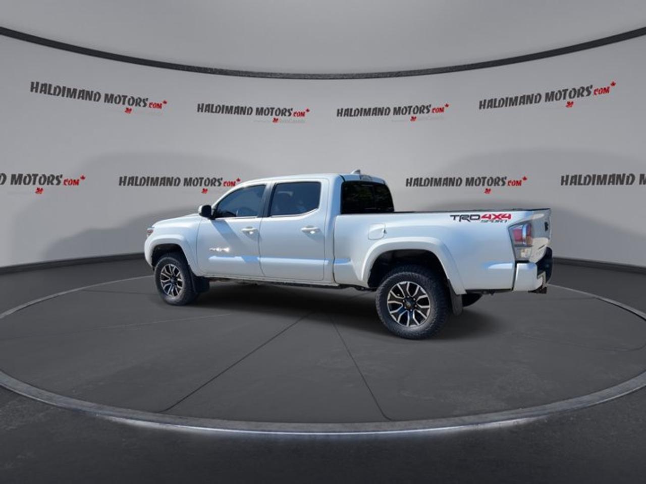 2023 Toyota Tacoma TRD Sport Double Cab 6' Bed 4x4 | Leather Seats Photo