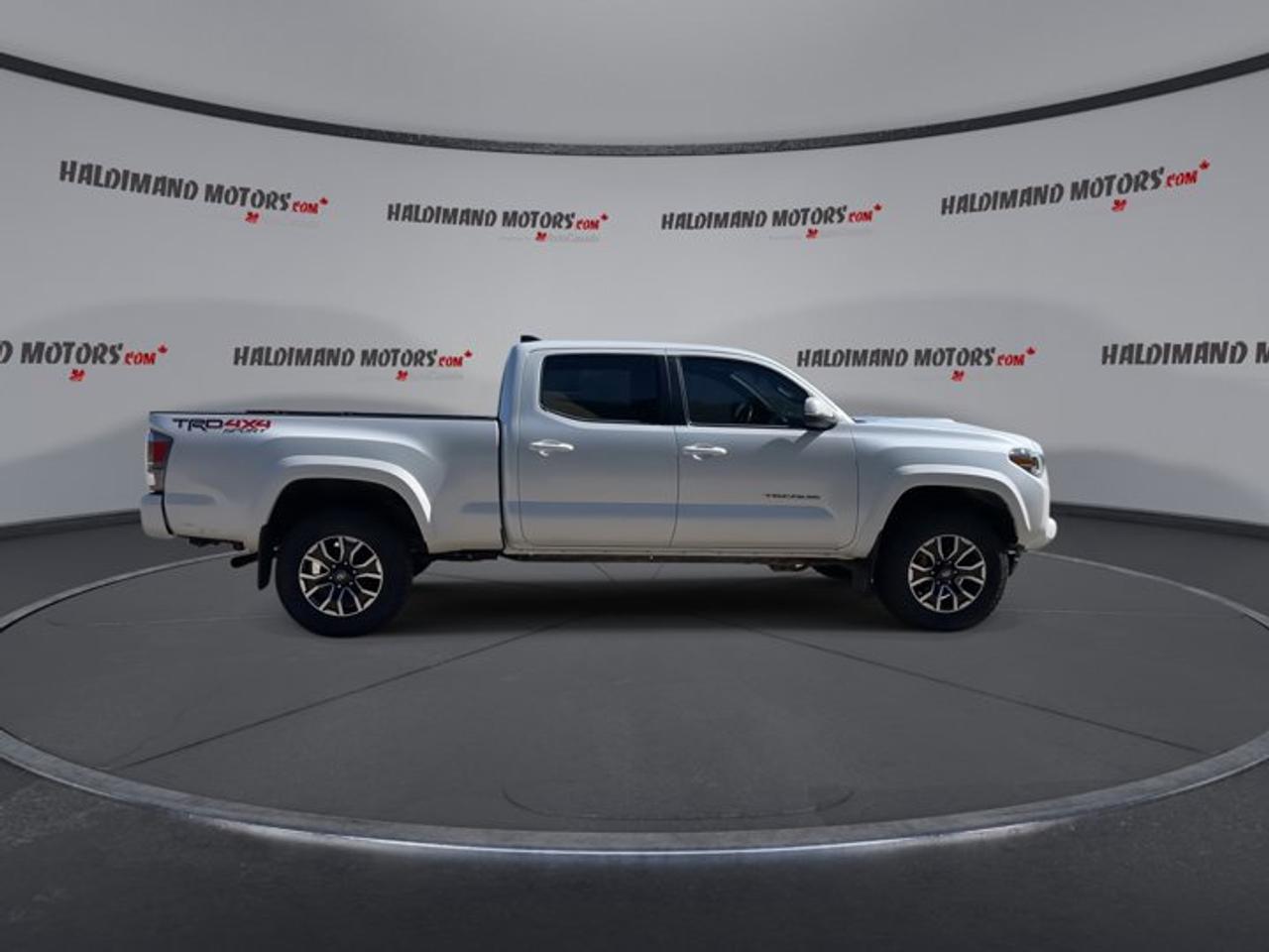 2023 Toyota Tacoma TRD Sport Double Cab 6' Bed 4x4 | Leather Seats Photo