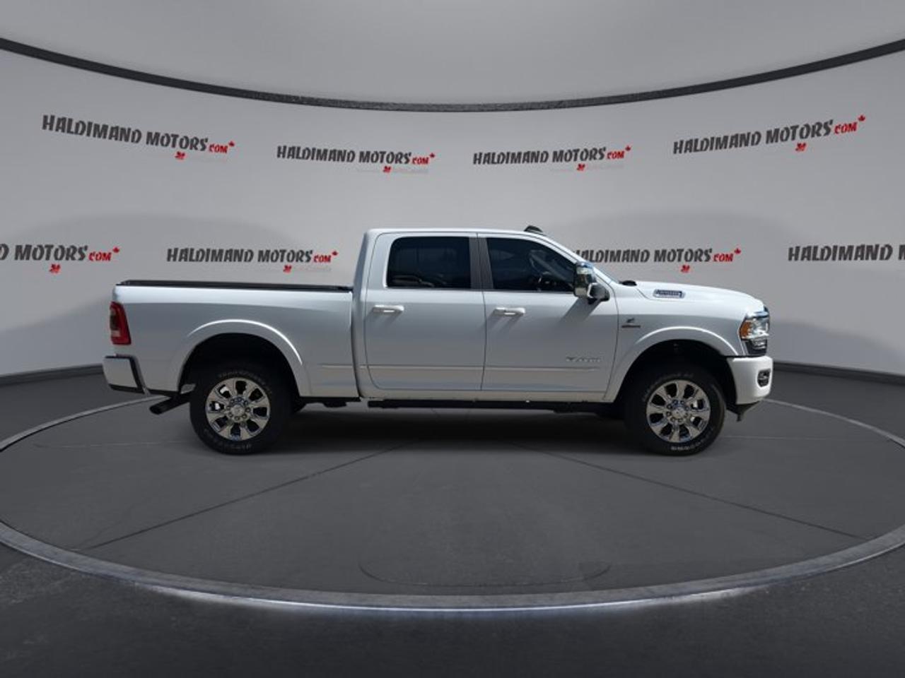 2023 RAM 2500 Limited Crew Cab 6'4 Box 4x4 | No Accidents Photo