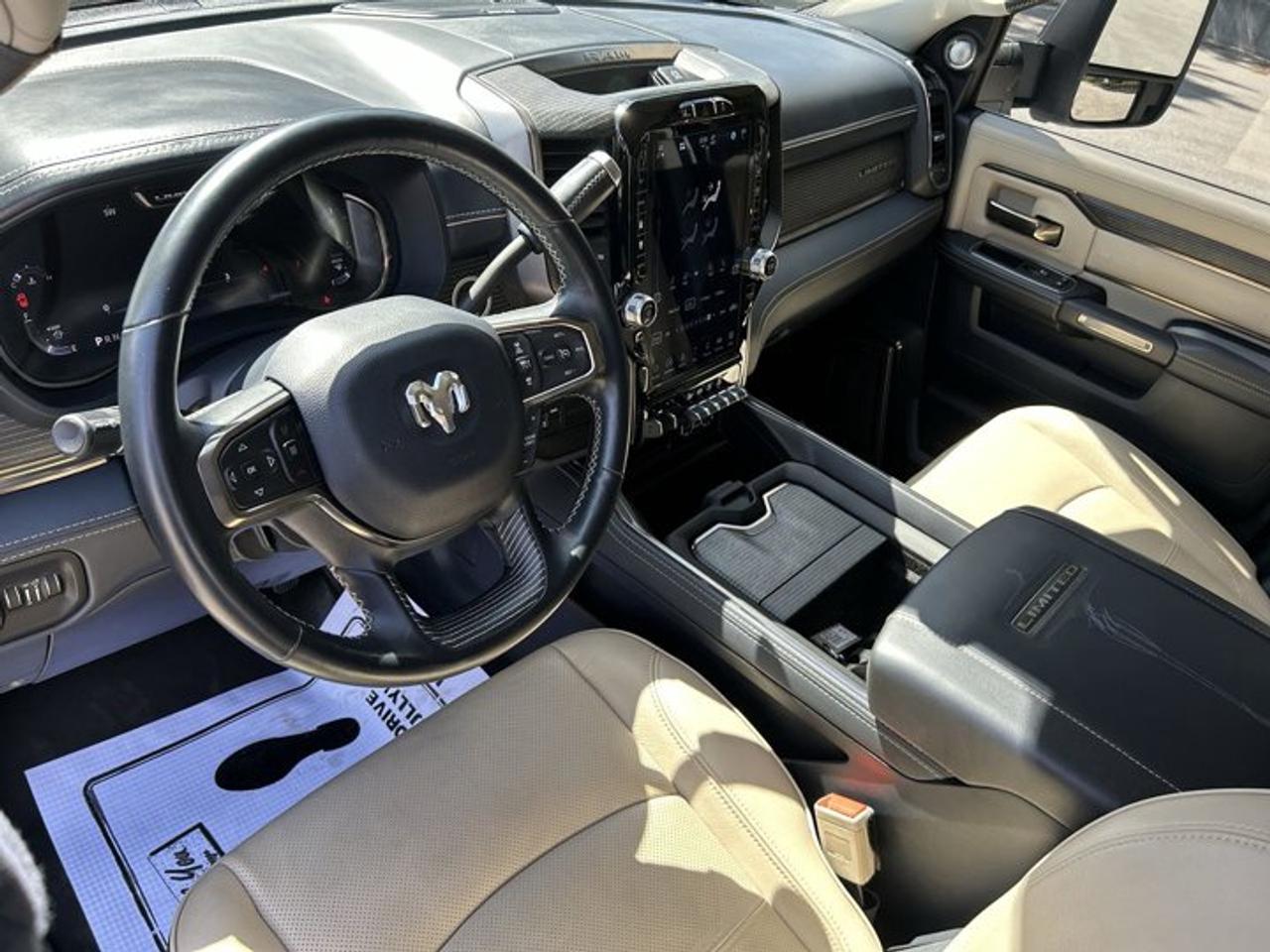 2023 RAM 2500 Limited Crew Cab 6'4 Box 4x4 | No Accidents Photo