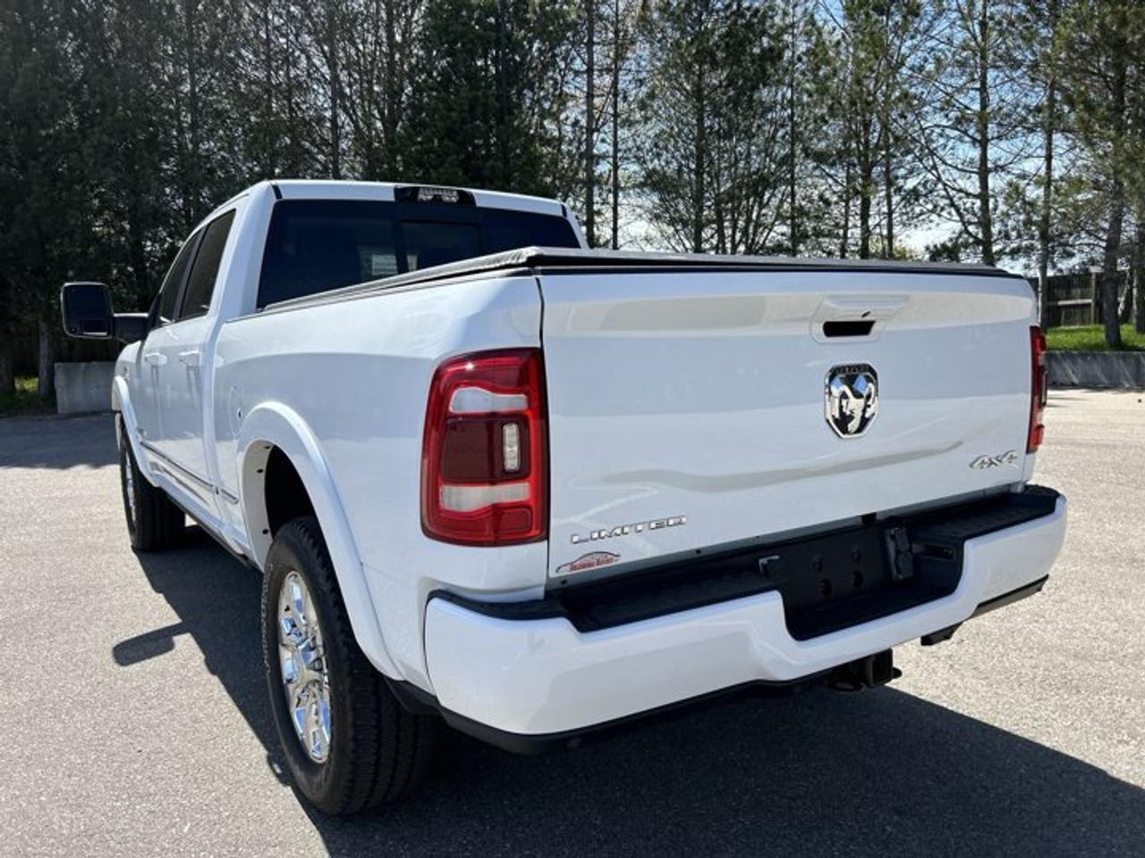 2023 RAM 2500 Limited Crew Cab 6'4 Box 4x4 | No Accidents Photo