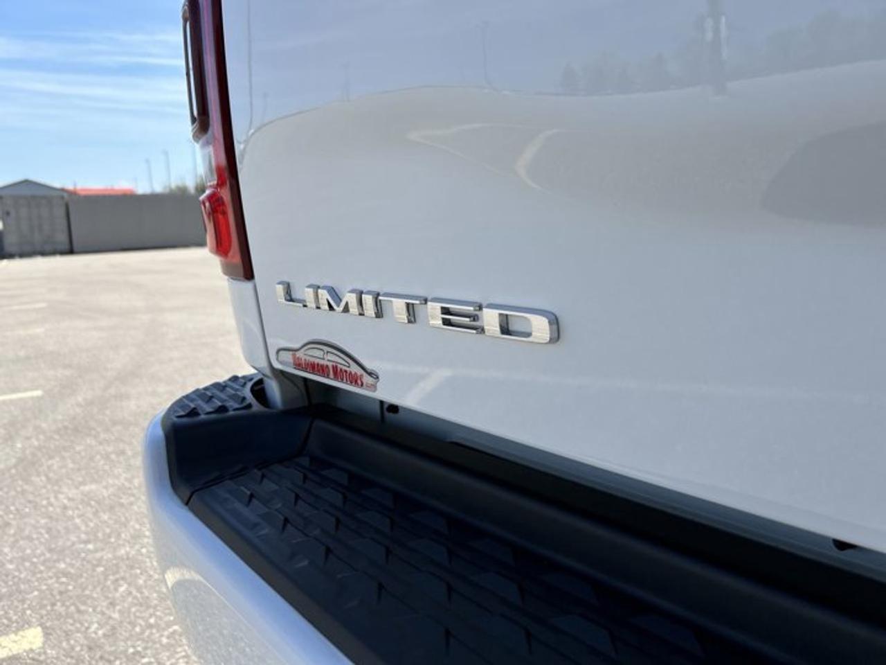 2023 RAM 2500 Limited Crew Cab 6'4 Box 4x4 | No Accidents Photo