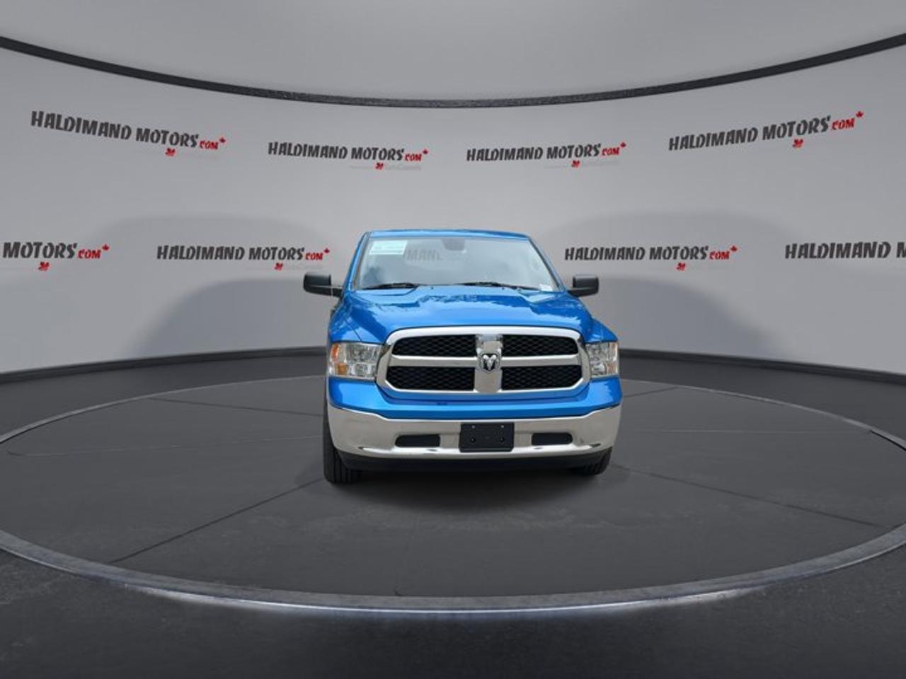 2022 RAM 1500 Classic SLT Crew Cab 5'7 Box 4X4 | No Accidents Photo