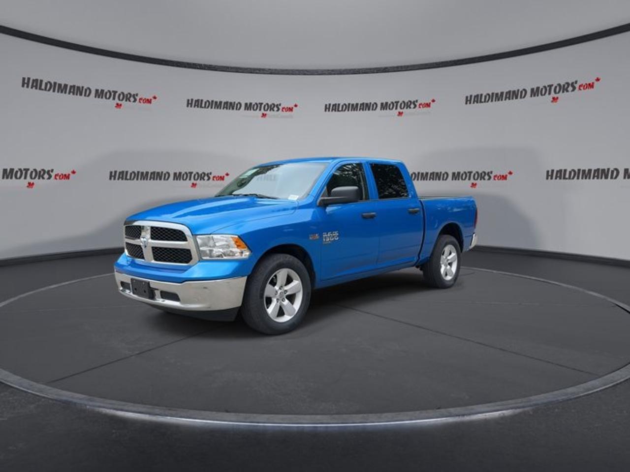 2022 RAM 1500 Classic SLT Crew Cab 5'7 Box 4X4 | No Accidents Photo