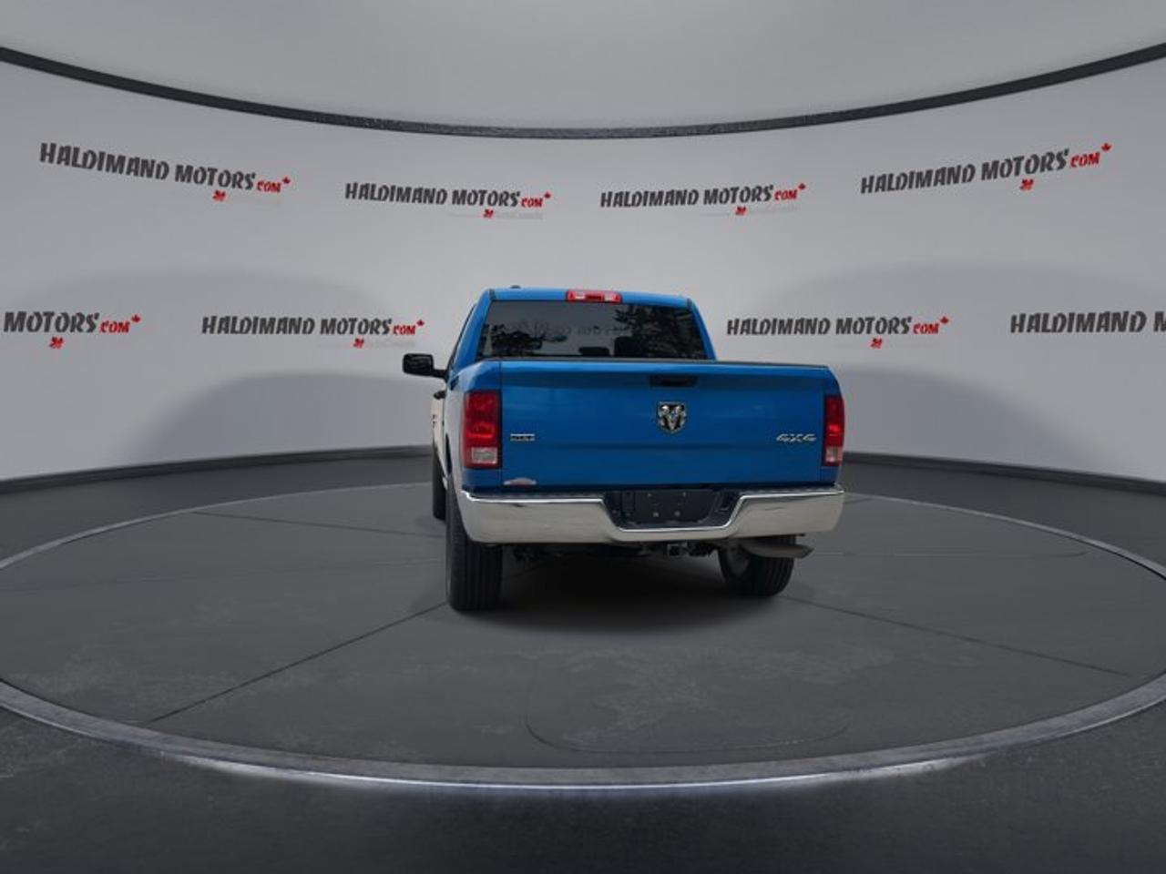 2022 RAM 1500 Classic SLT Crew Cab 5'7 Box 4X4 | No Accidents Photo