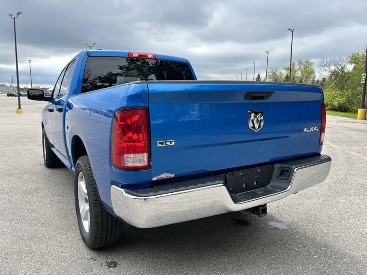 2022 RAM 1500 Classic SLT Crew Cab 5'7 Box 4X4 | No Accidents Photo