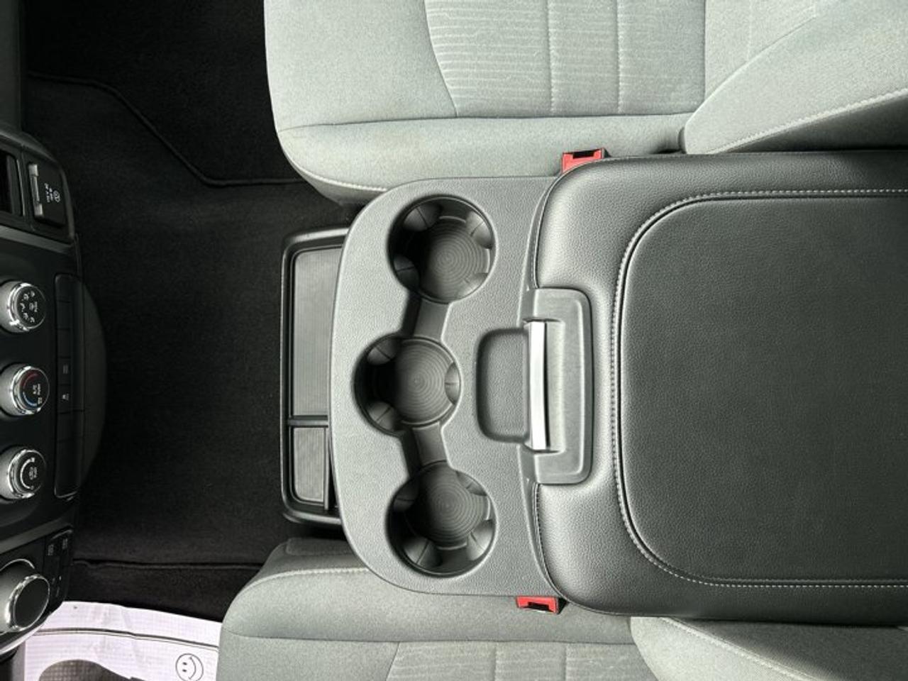 2022 RAM 1500 Classic SLT Crew Cab 5'7 Box 4X4 | No Accidents Photo