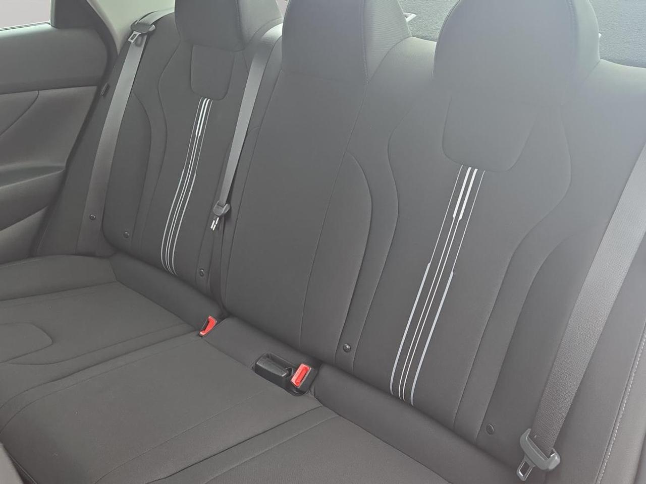 2025 Hyundai Elantra Preferred Photo