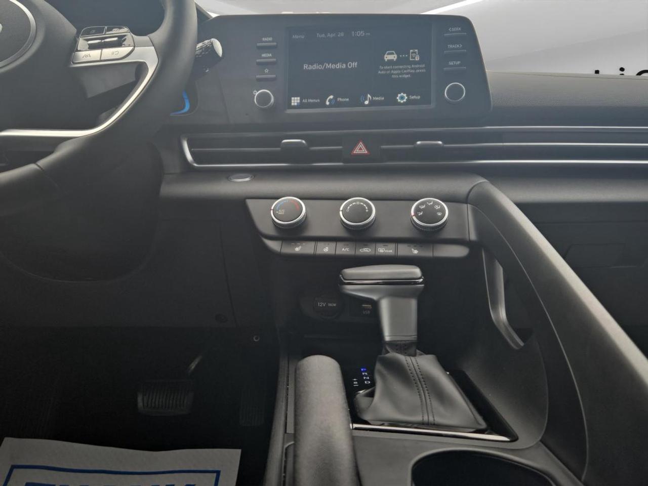 2025 Hyundai Elantra Preferred Photo