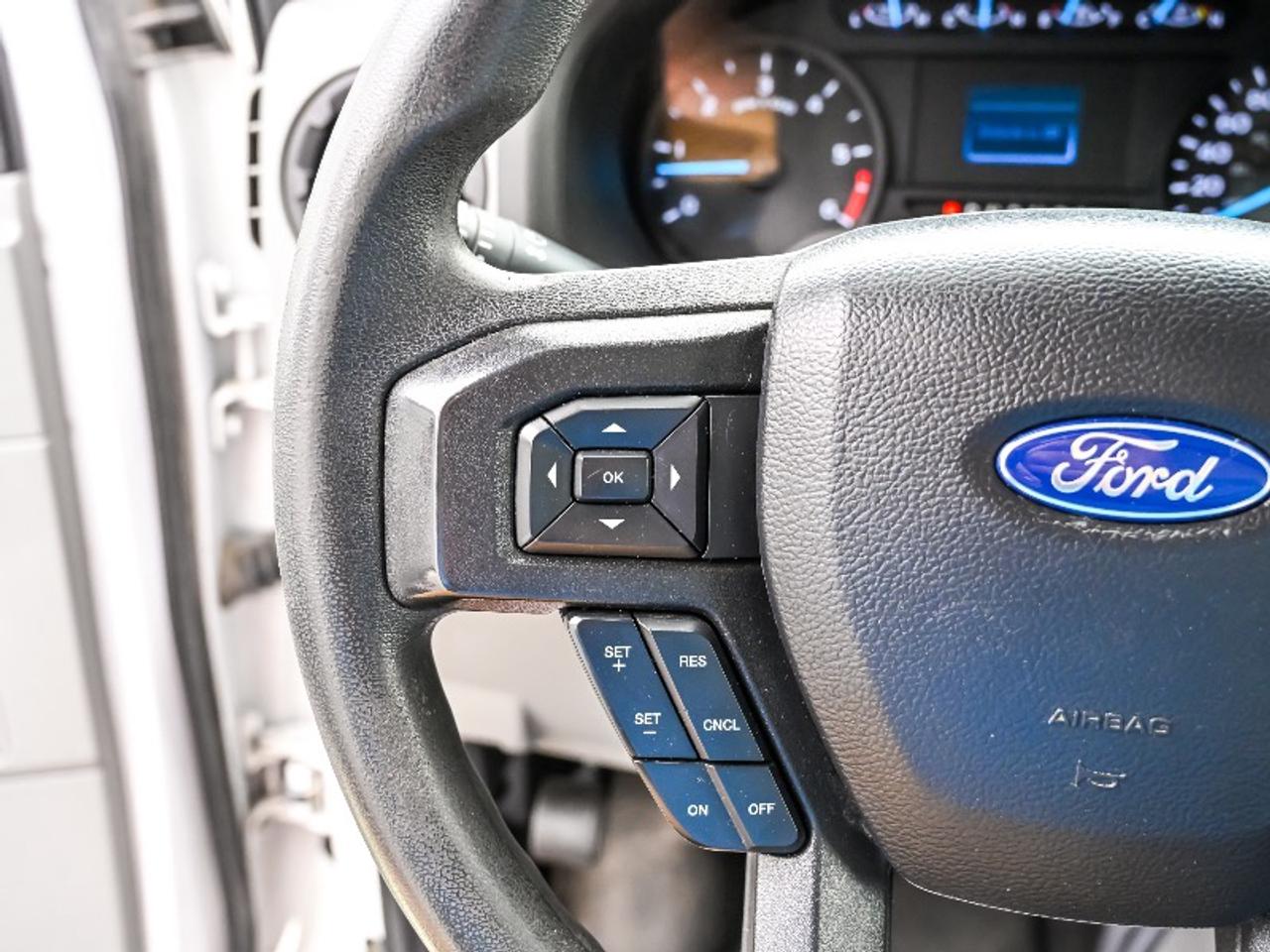 2023 Ford E-Series Cutaway  Photo