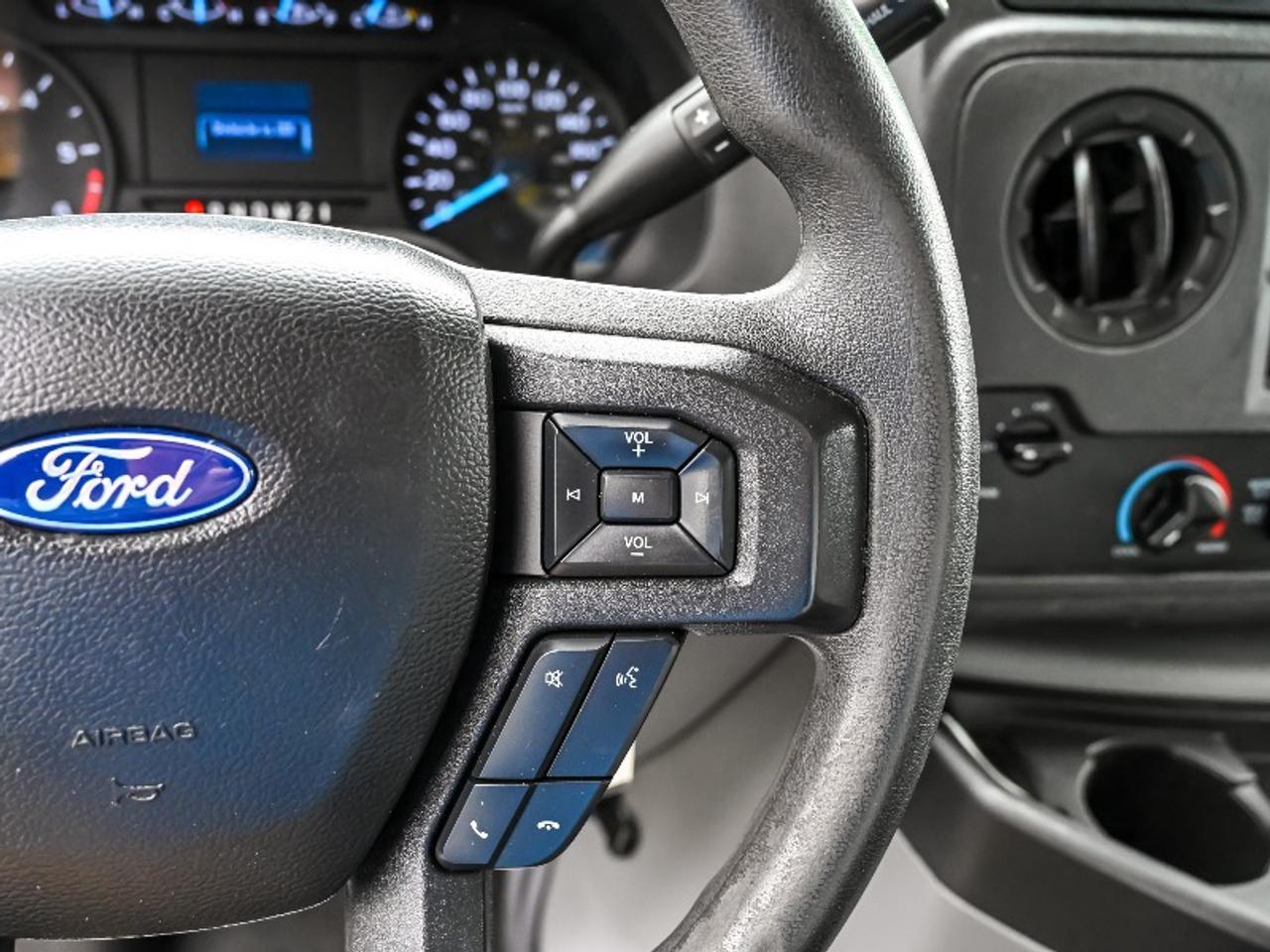 2023 Ford E-Series Cutaway  Photo