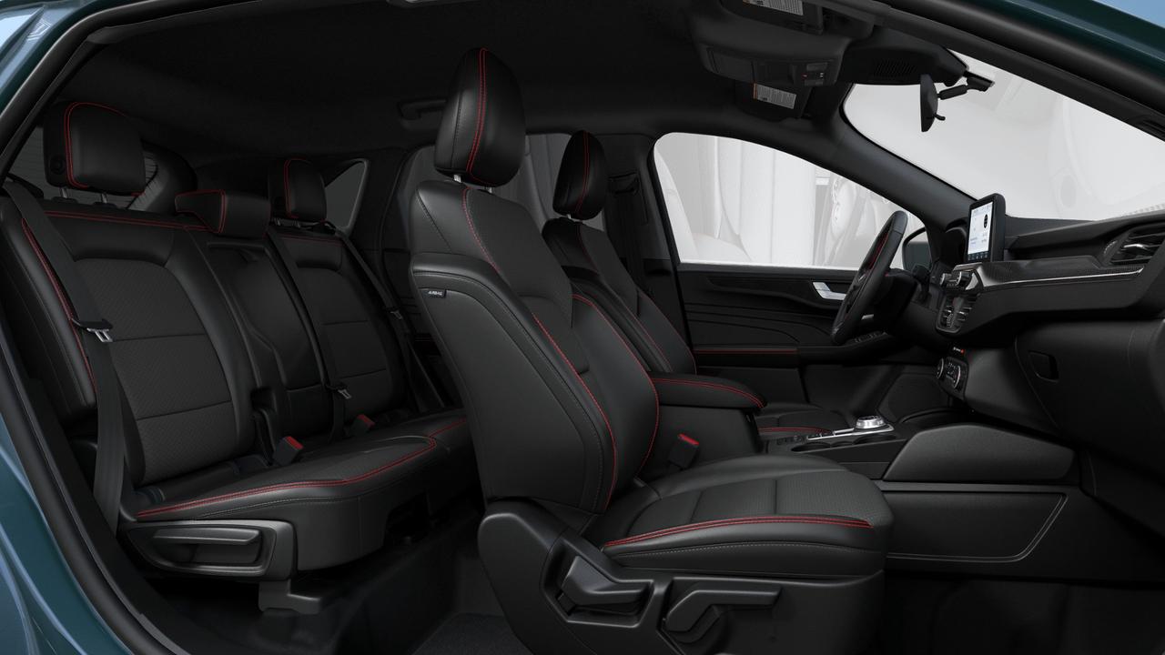 2025 Ford Escape ST-Line Photo3