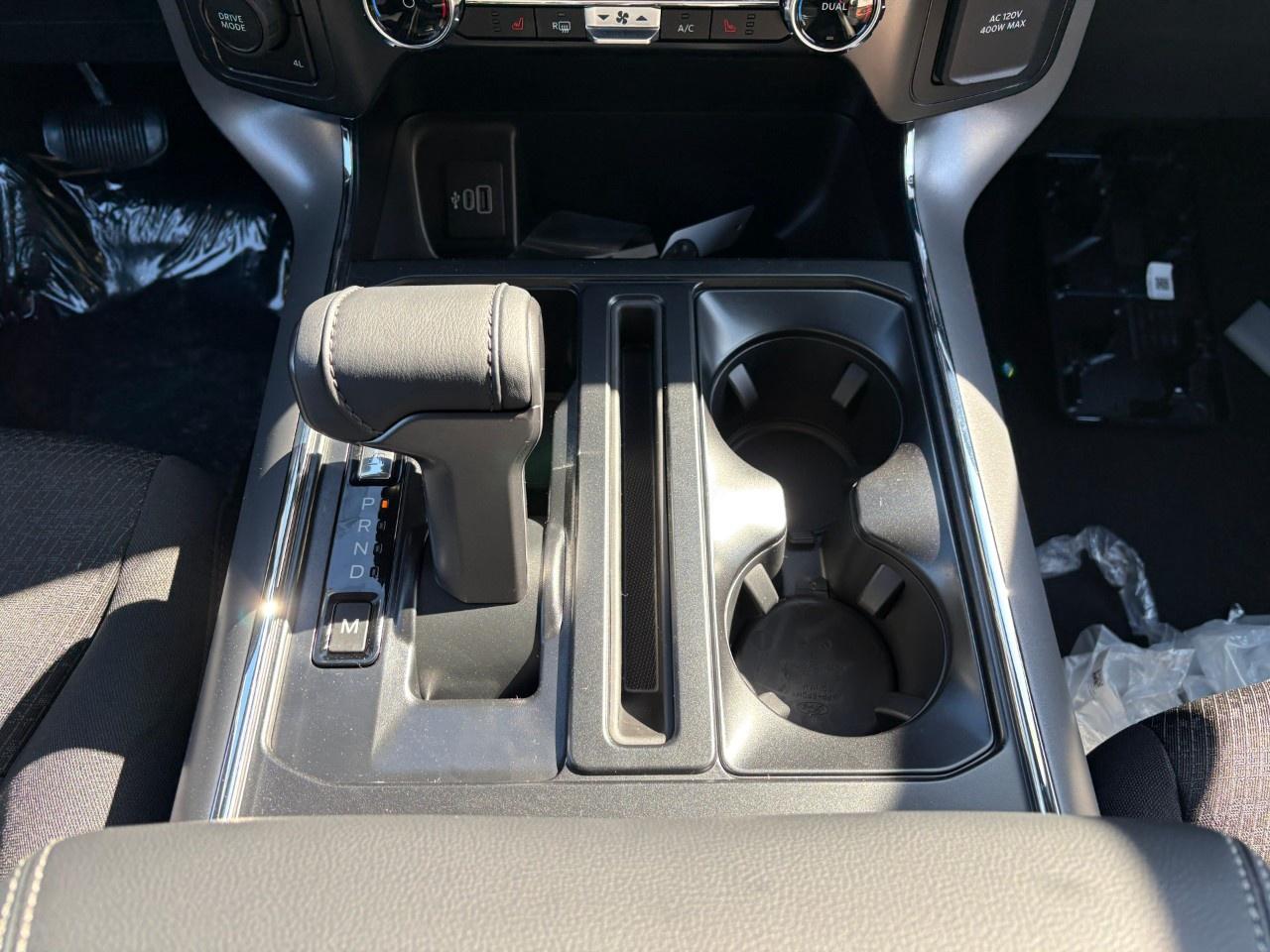 2026 Ford F-150 XLT 4WD SuperCrew 5.5' Box Photo