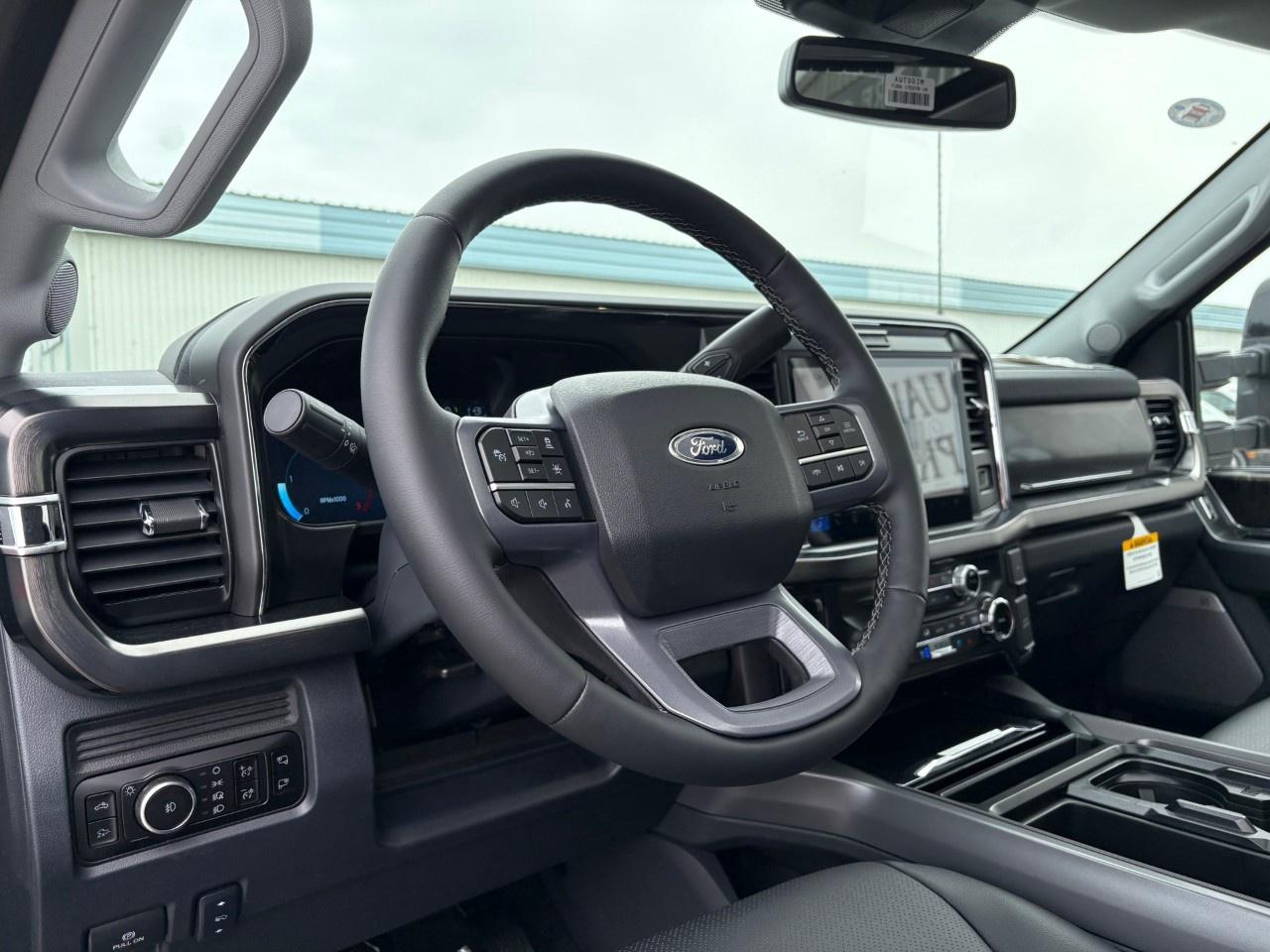 2026 Ford F-350 Super Duty DRW LARIAT 4WD CREW CAB 8' BOX Photo