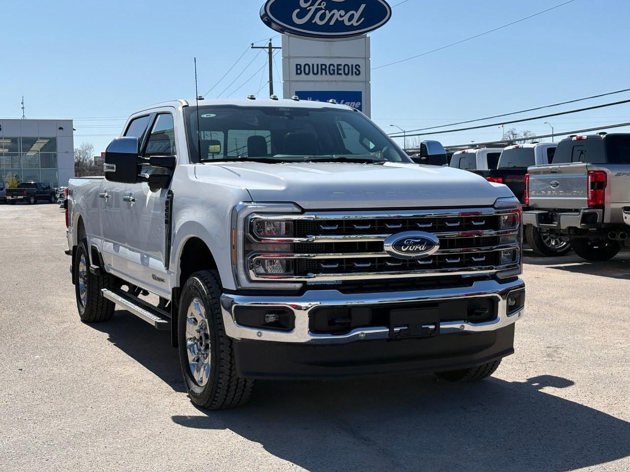2026 Ford F-250 Super Duty SRW LARIAT 4WD CREW CAB 6.75' BOX Photo3