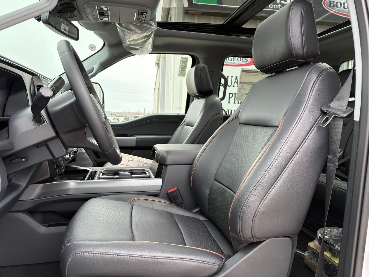 2026 Ford F-250 Super Duty SRW LARIAT 4WD CREW CAB 6.75' BOX Photo