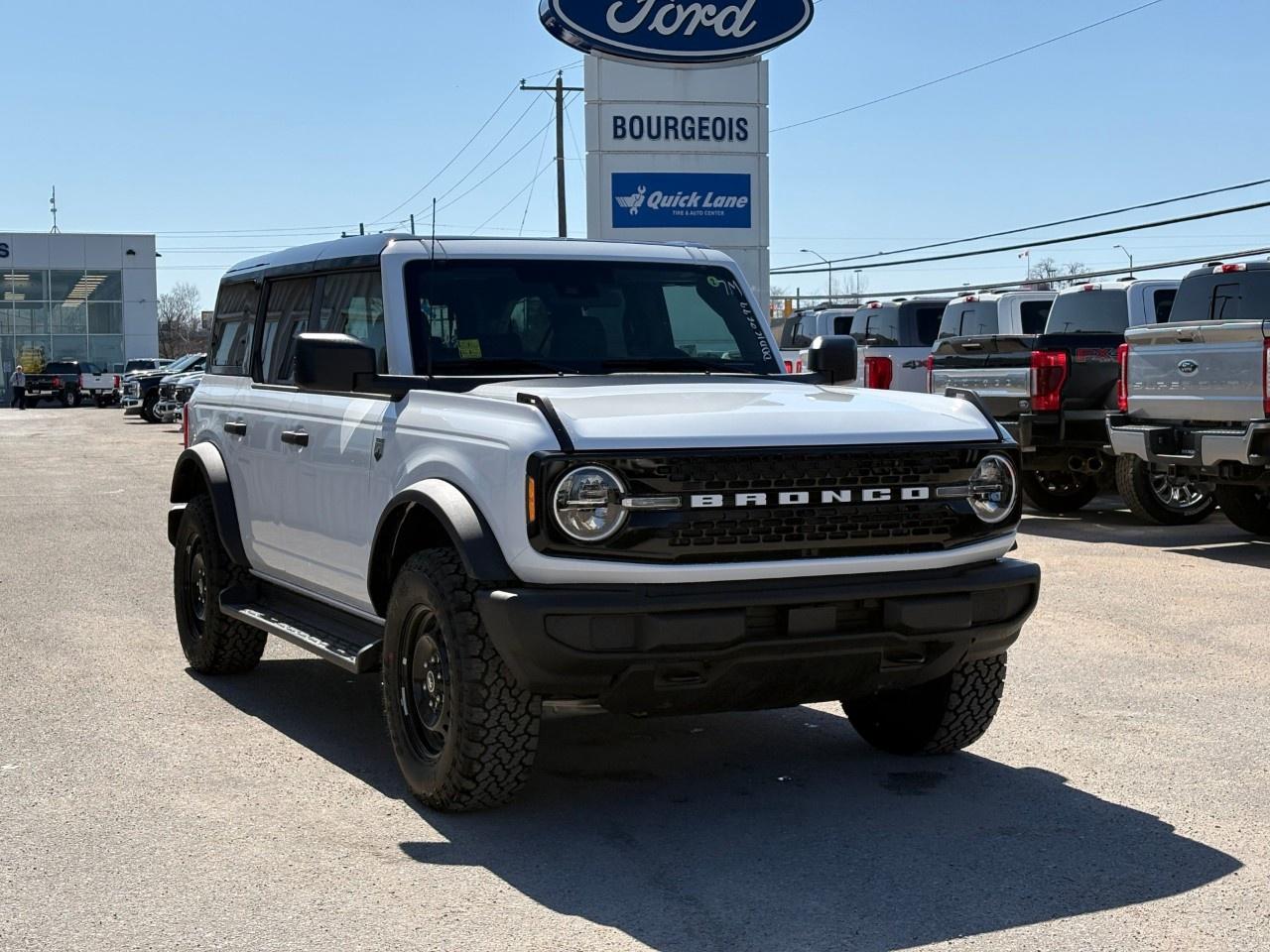 2026 Ford Bronco Big Bend 4 Door 4x4 Photo3