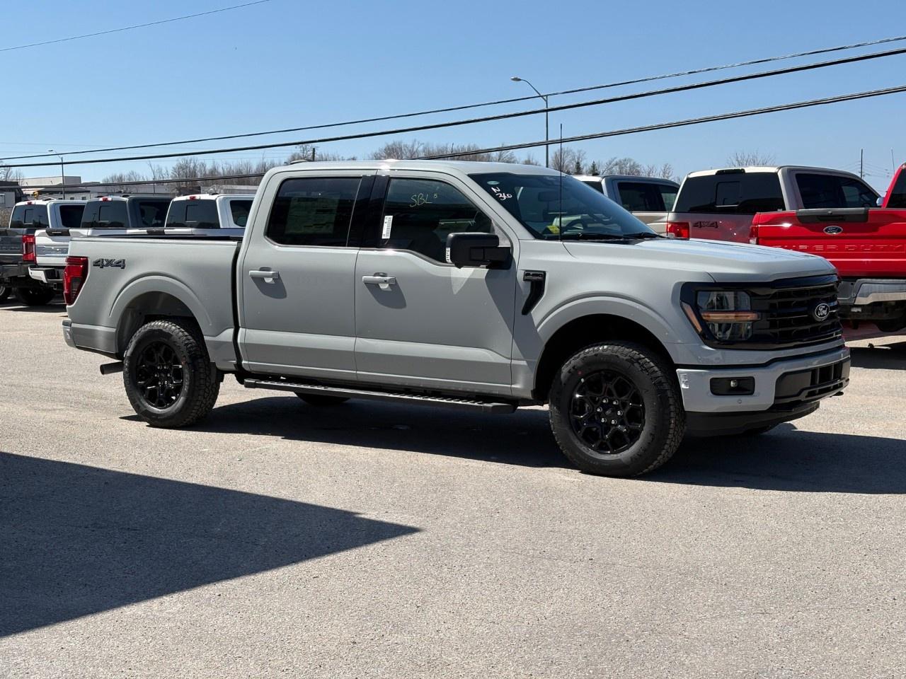 2026 Ford F-150 XLT 4WD SuperCrew 5.5' Box Photo4