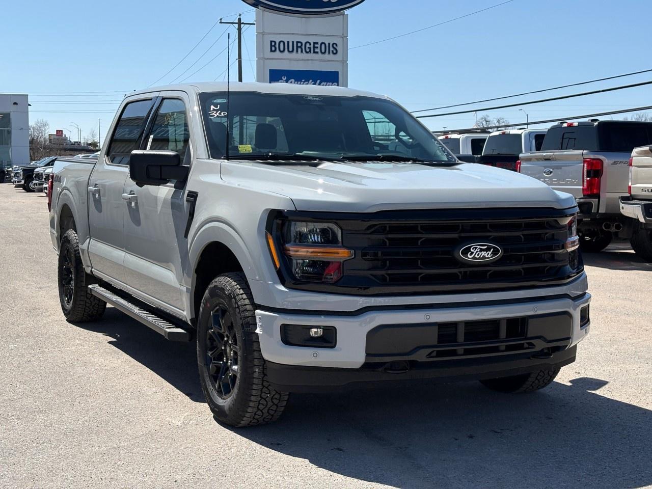 2026 Ford F-150 XLT 4WD SuperCrew 5.5' Box Photo3