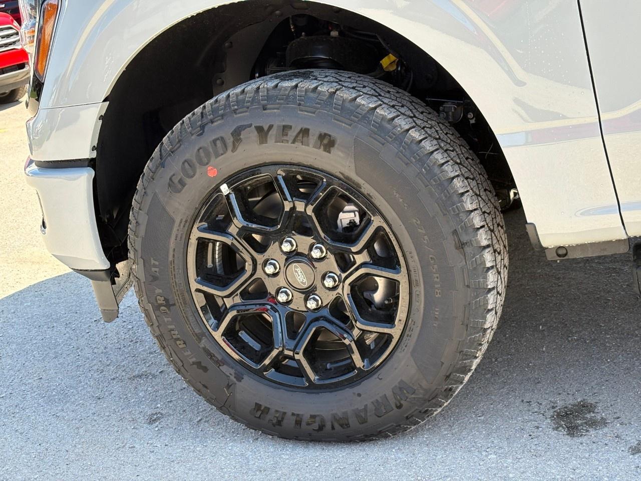 2026 Ford F-150 XLT 4WD SuperCrew 5.5' Box Photo