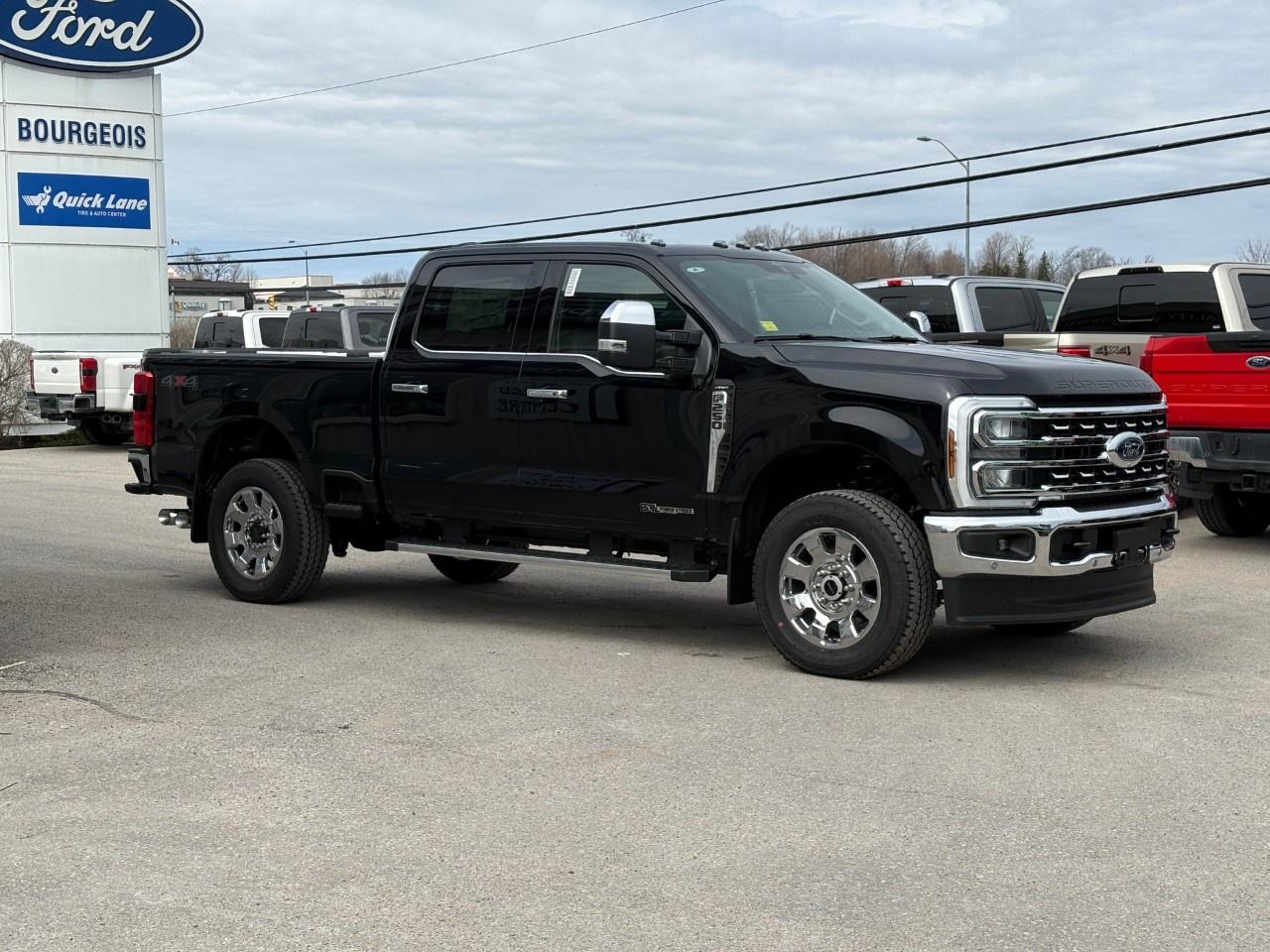 2026 Ford F-250 Super Duty SRW LARIAT 4WD CREW CAB 6.75' BOX Photo4