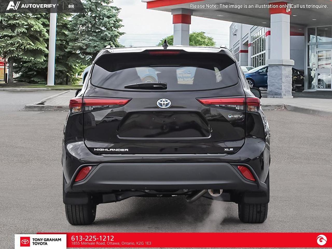 2026 Toyota Highlander HYBRID XLE Photo4