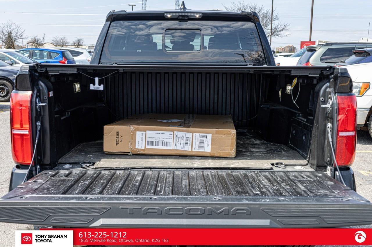 2025 Toyota TACOMA HYBRID LIMITED PACKAGE Photo